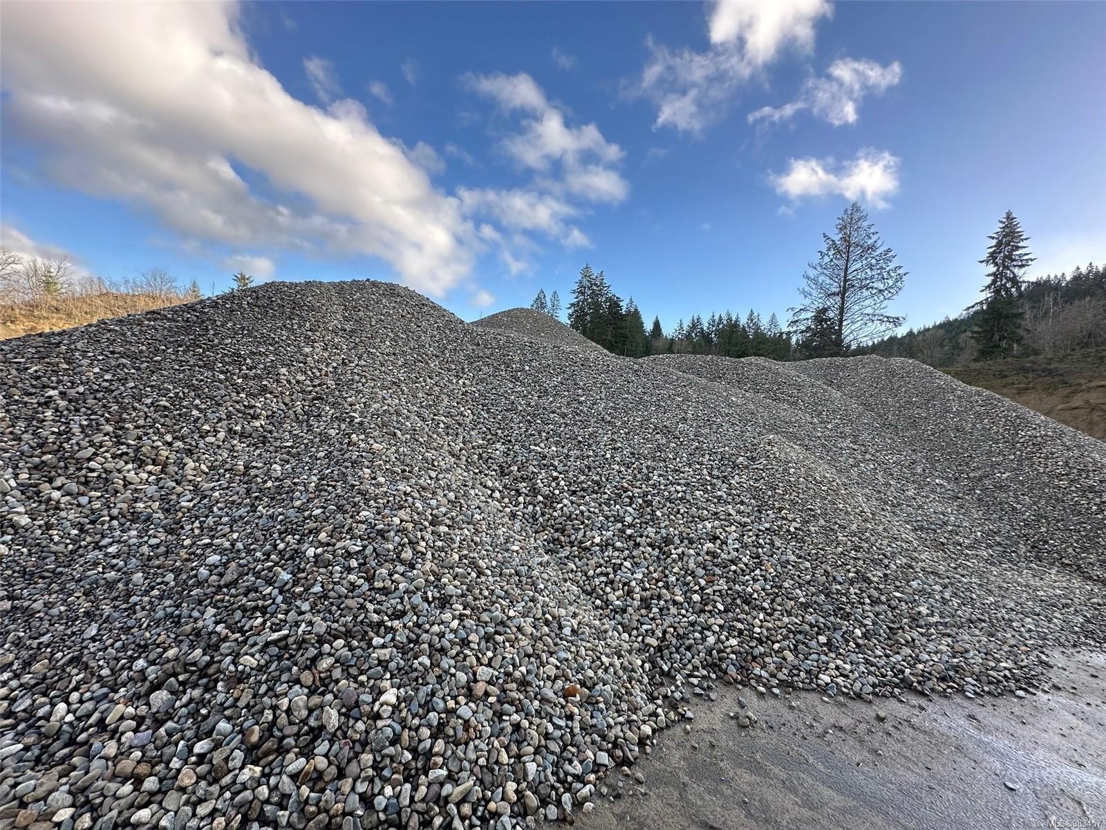 1745 Thain Rd, Cobble Hill, BC