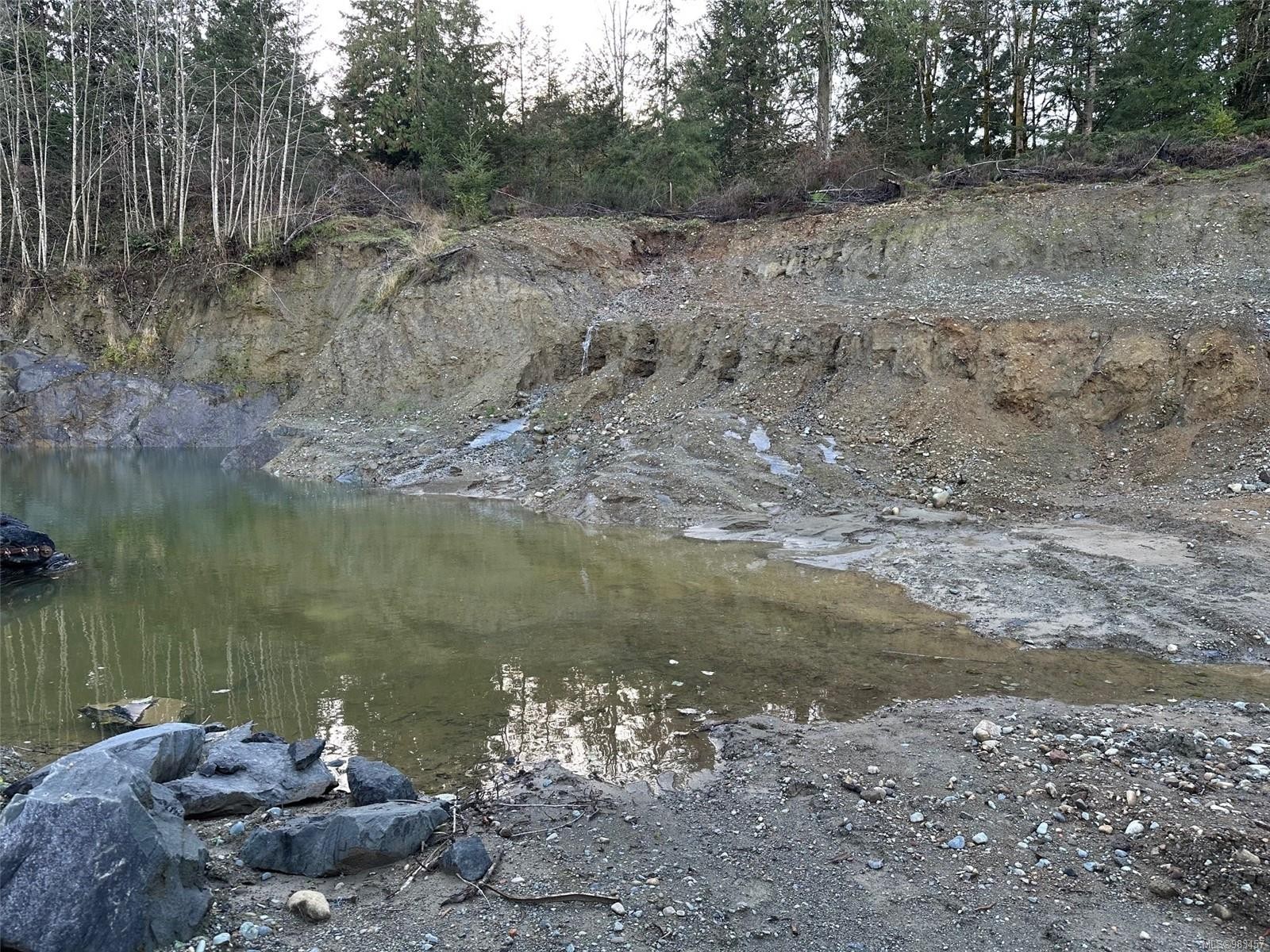 1745 Thain Rd, Cobble Hill, BC