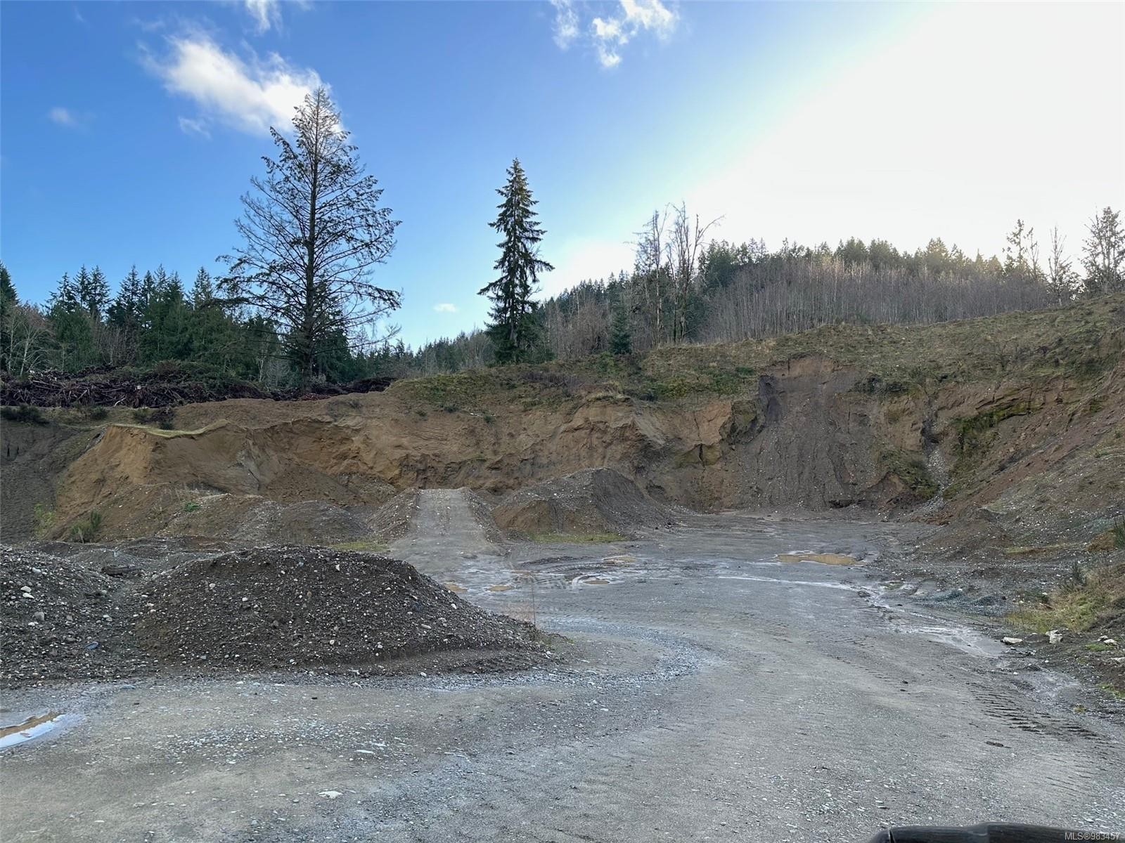 1745 Thain Rd, Cobble Hill, BC