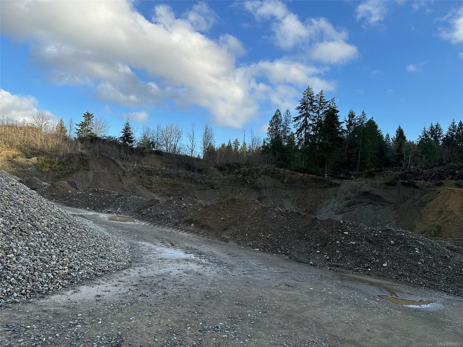 1745 Thain Rd, Cobble Hill, BC