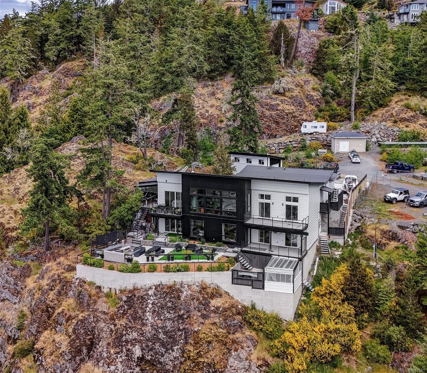 7551 Ocean Park Pl, Sooke, BC