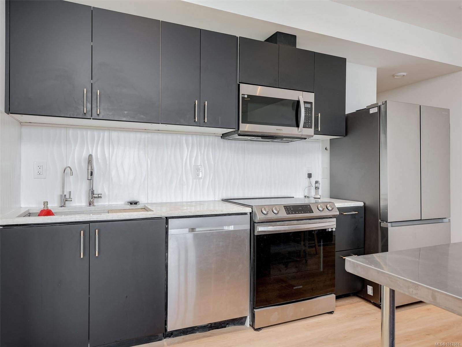 7551 Ocean Park Pl, Sooke, BC