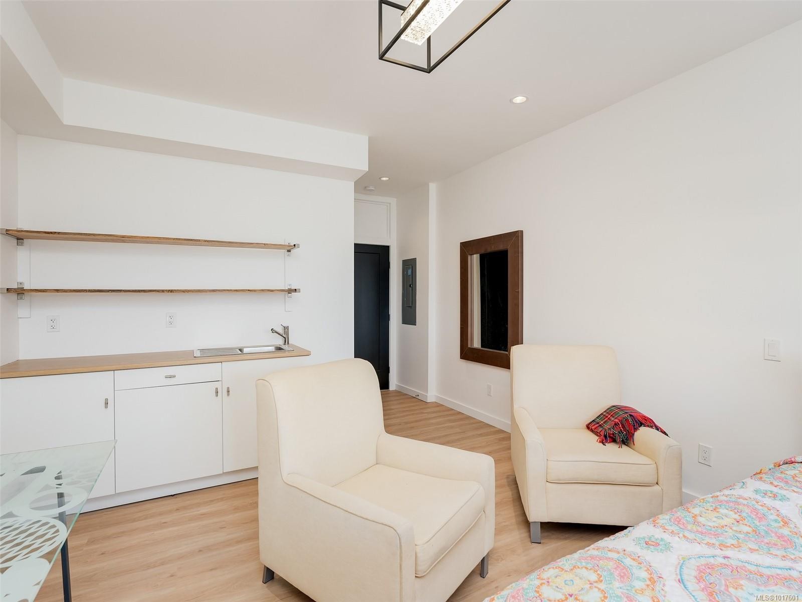 7551 Ocean Park Pl, Sooke, BC