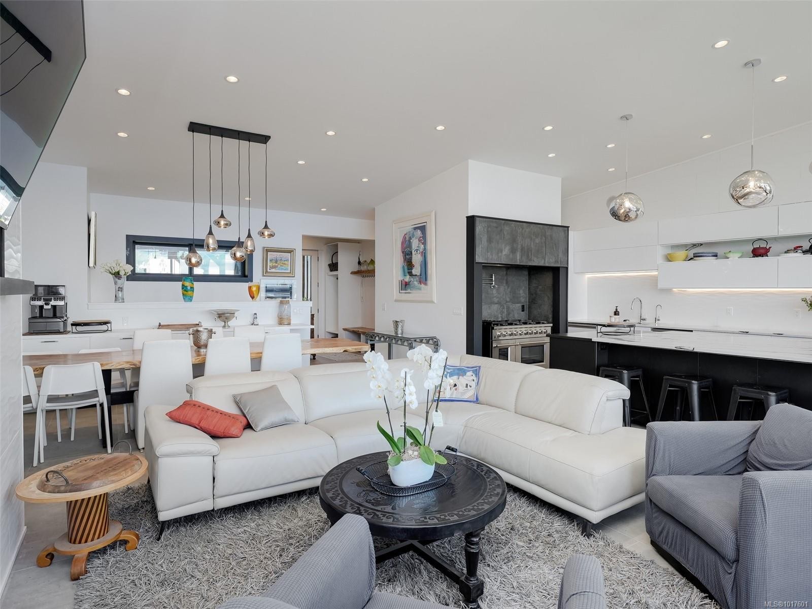 7551 Ocean Park Pl, Sooke, BC