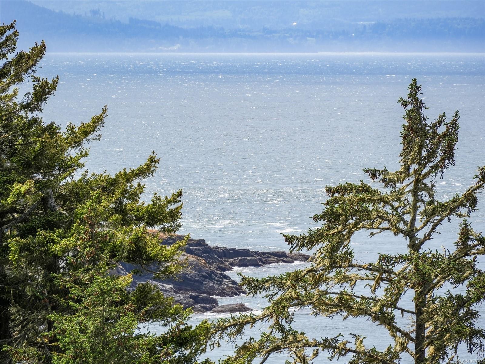 7551 Ocean Park Pl, Sooke, BC