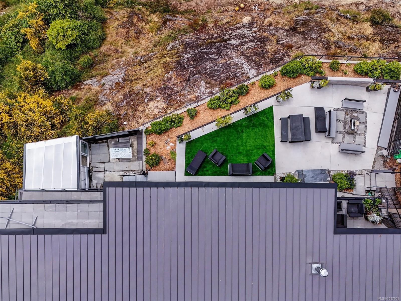 7551 Ocean Park Pl, Sooke, BC