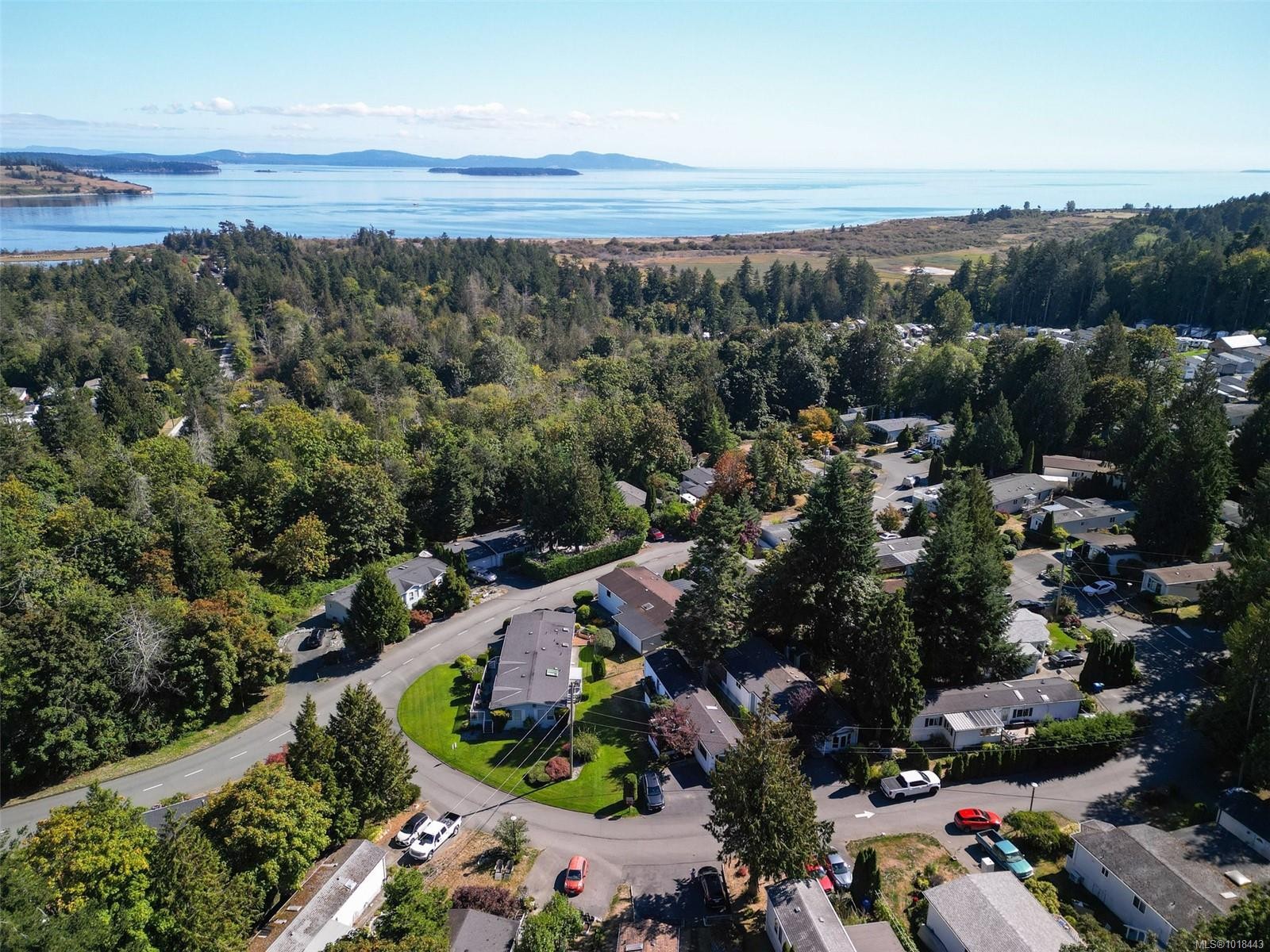 204-2779 Stautw Rd, Central Saanich, BC