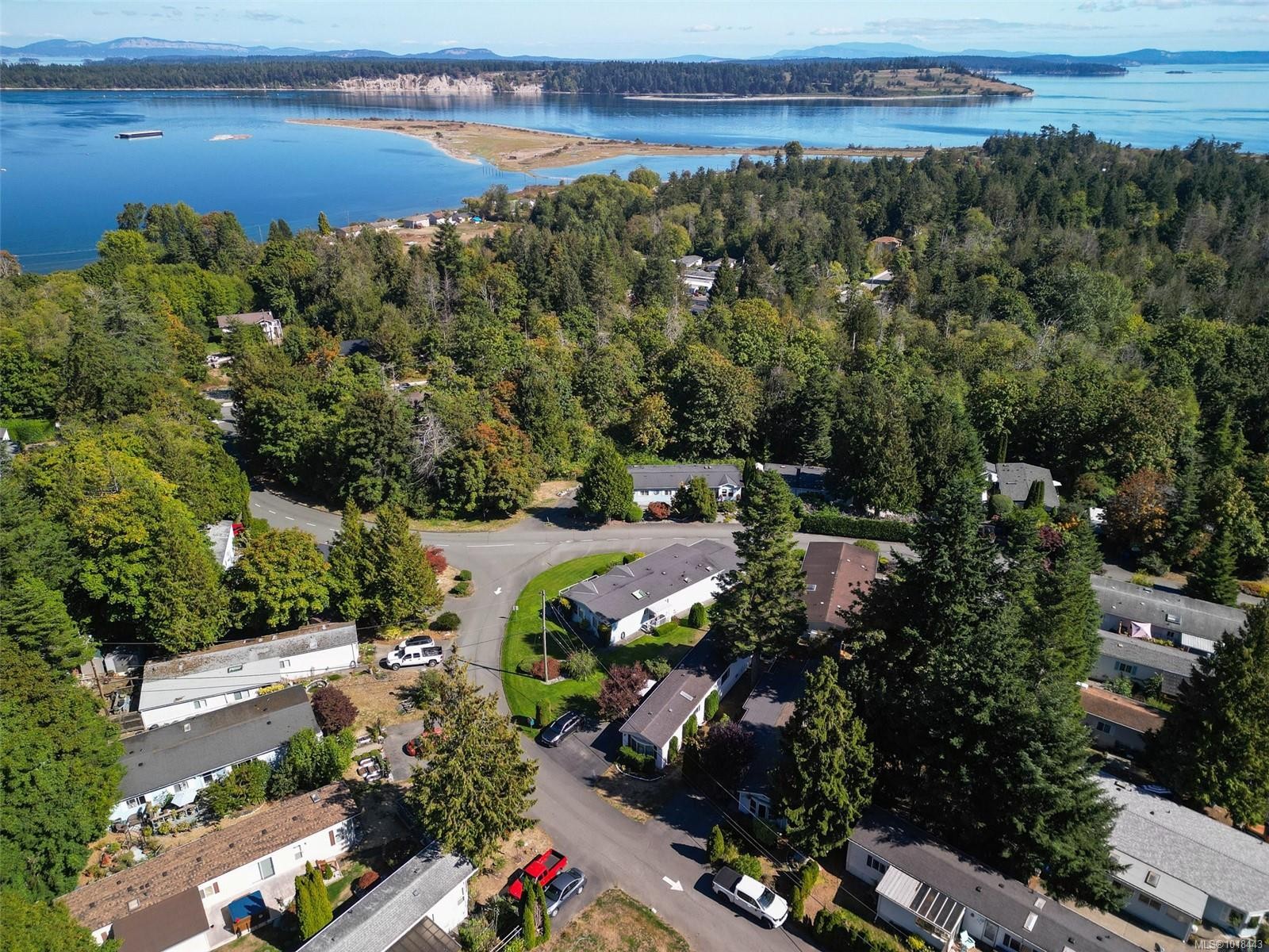 204-2779 Stautw Rd, Central Saanich, BC