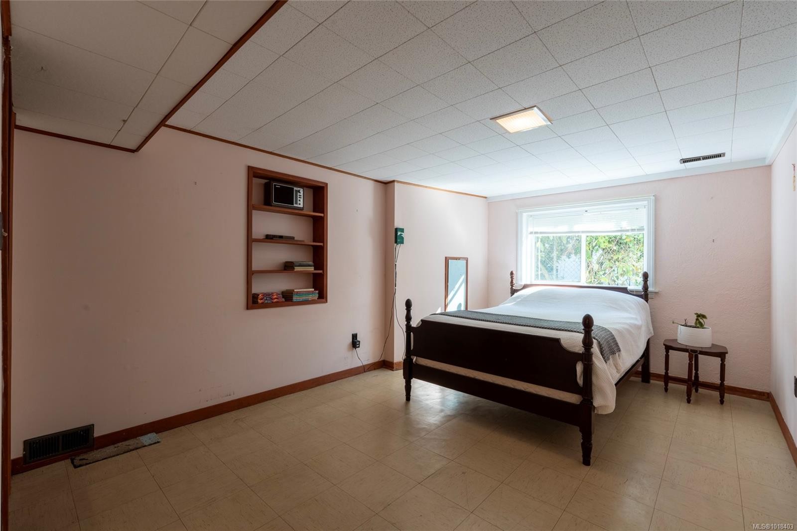 1131 Heald Ave, Esquimalt, BC