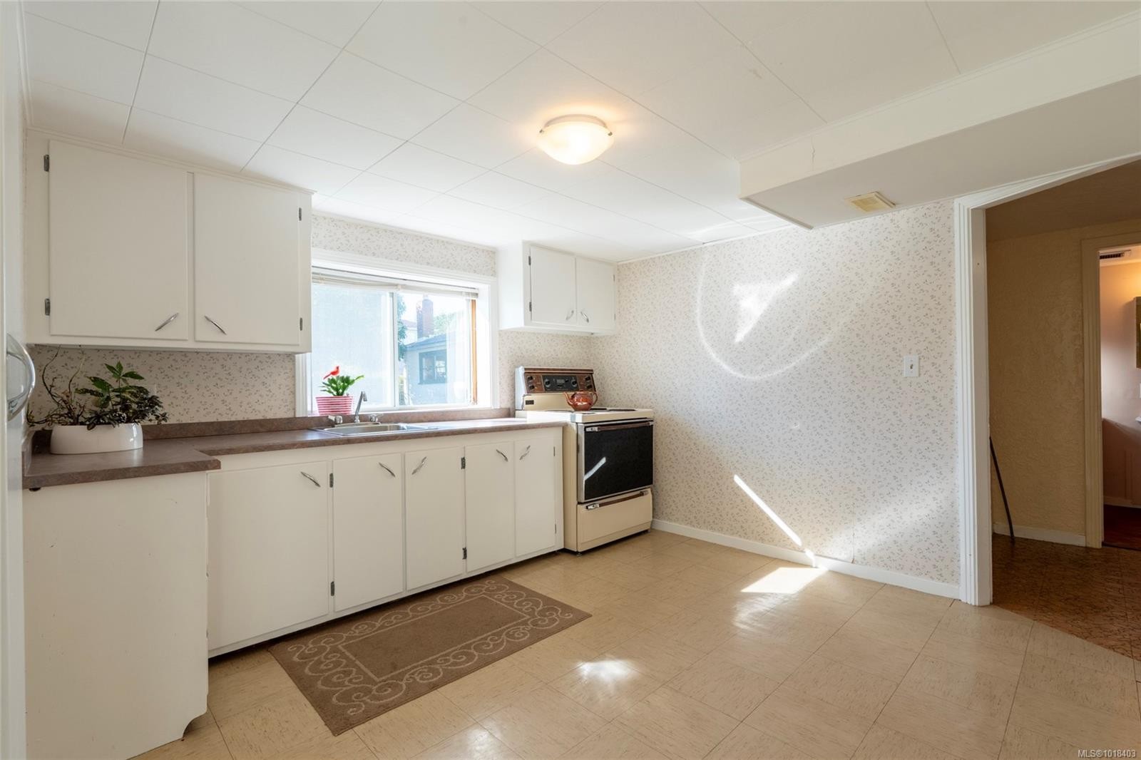 1131 Heald Ave, Esquimalt, BC