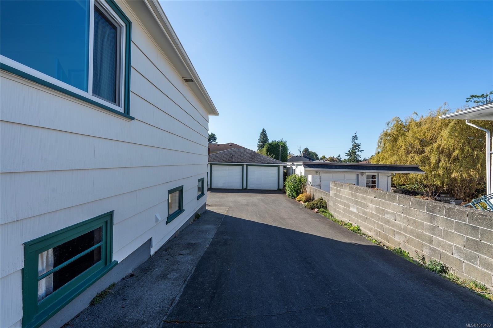 1131 Heald Ave, Esquimalt, BC