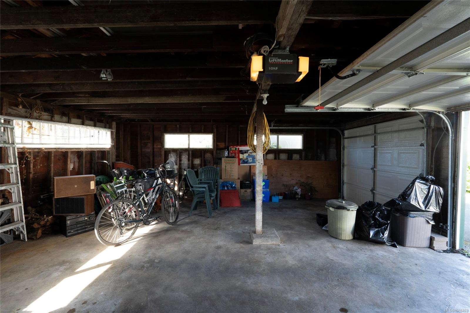 1131 Heald Ave, Esquimalt, BC