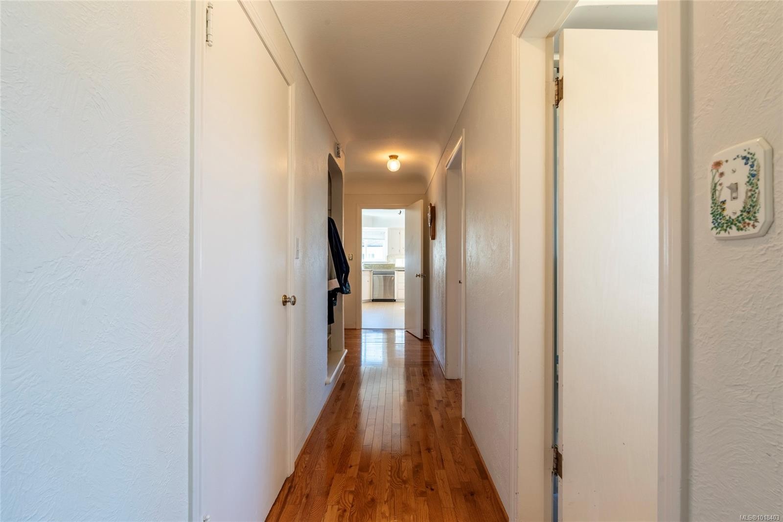 1131 Heald Ave, Esquimalt, BC