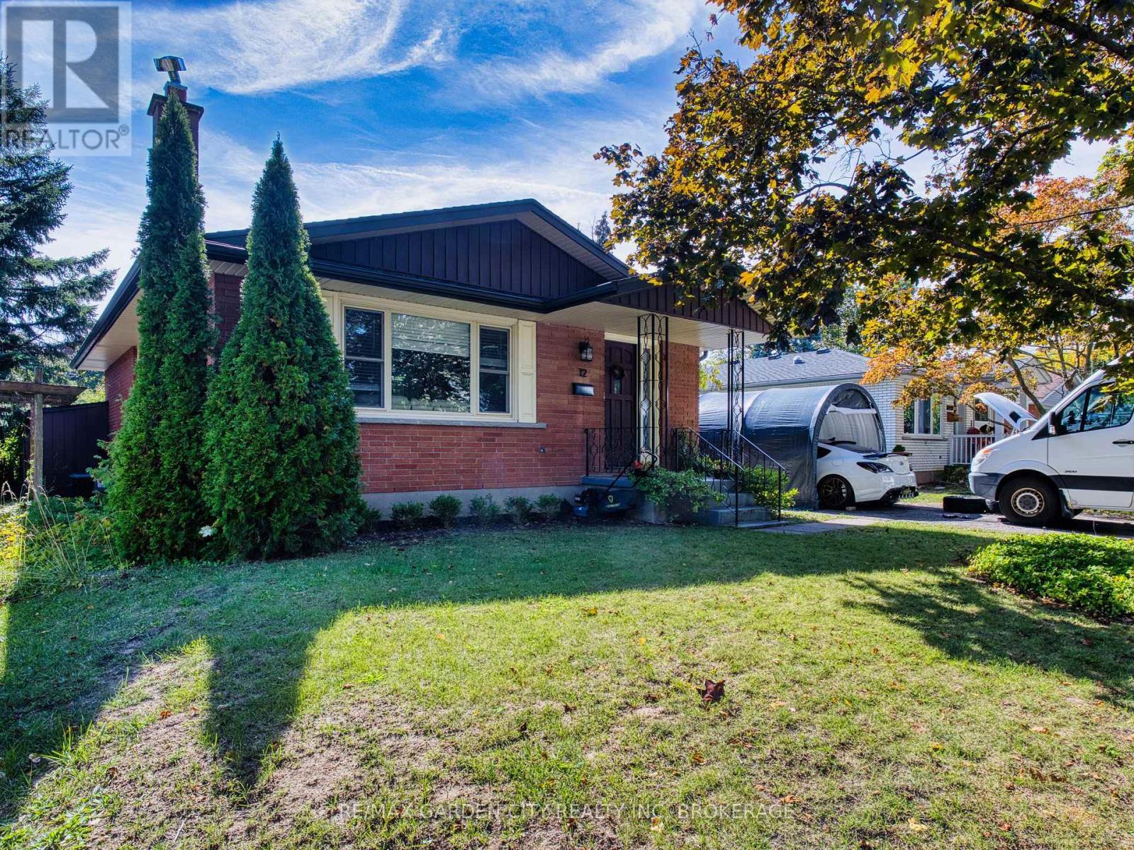 12 Princeway Drive, St. Catharines (Lakeport), ON - Outdoor