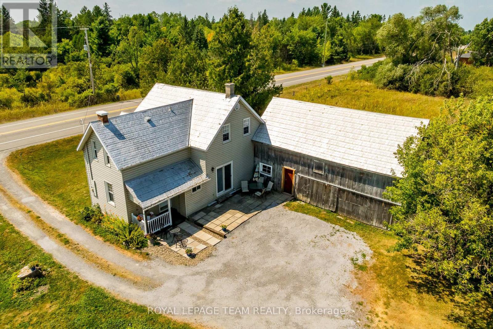 2106 Dunrobin Road, Ottawa, ON - Outdoor With Deck Patio Veranda