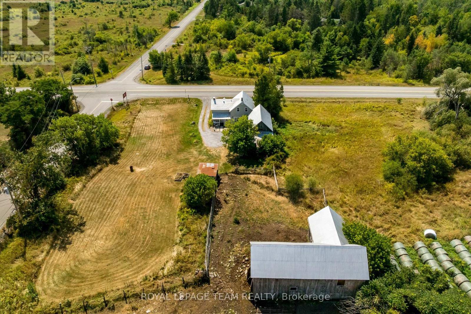 2106 Dunrobin Road, Ottawa, ON - Outdoor With View