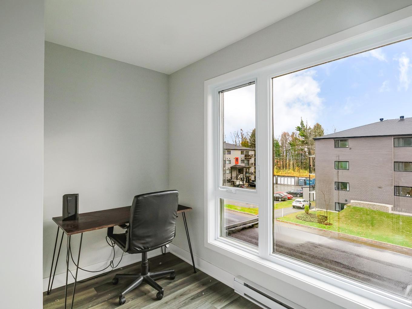 Office - 947 Rue Lamarche, Sherbrooke (Les Nations), QC - Indoor