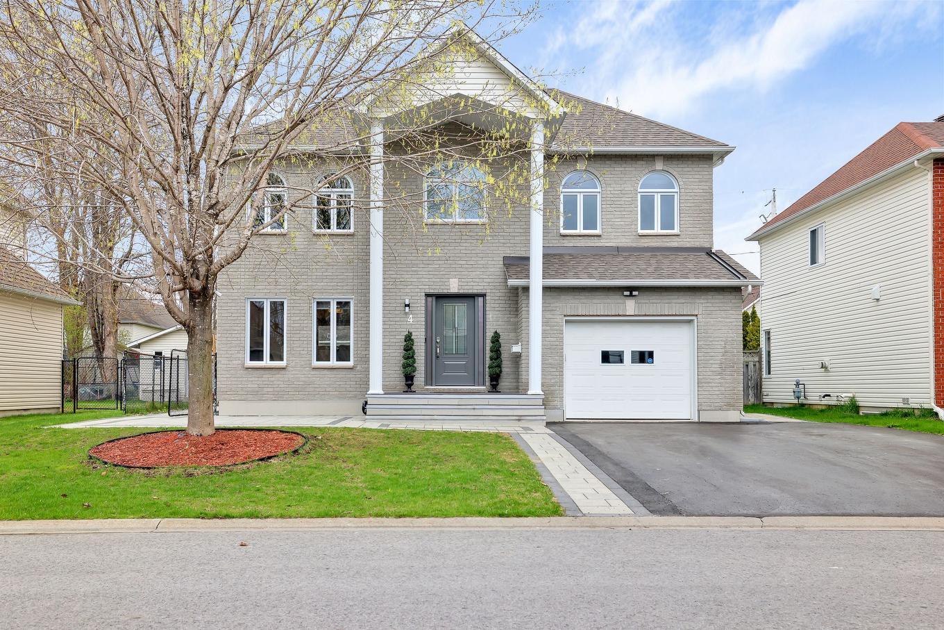 Exterior - 4 Rue Molière, Gatineau (Aylmer), QC - Outdoor With Facade