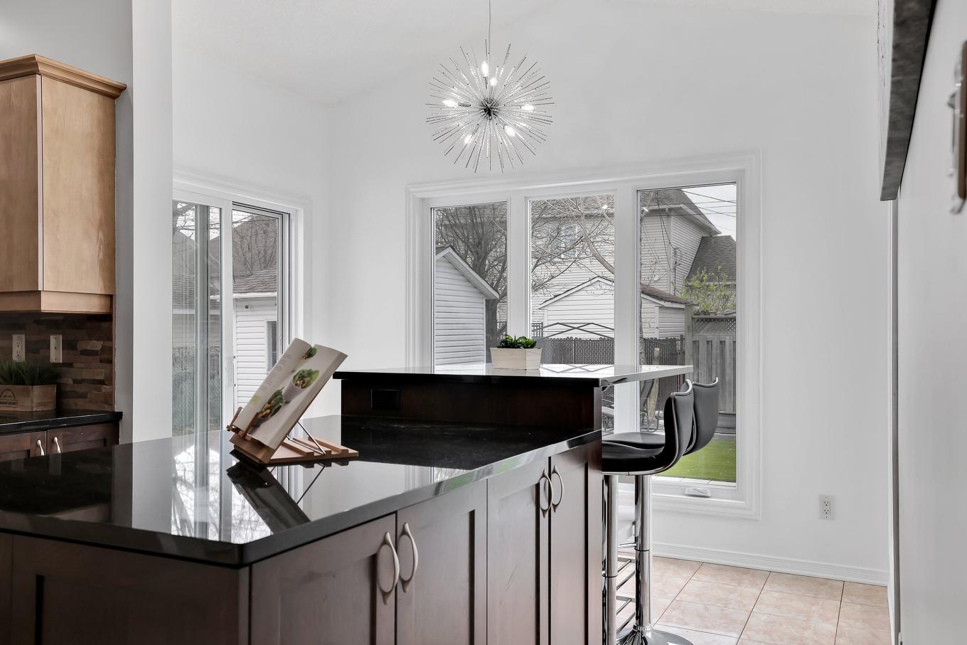 Dinette - 4 Rue Molière, Gatineau (Aylmer), QC - Indoor Photo Showing Kitchen