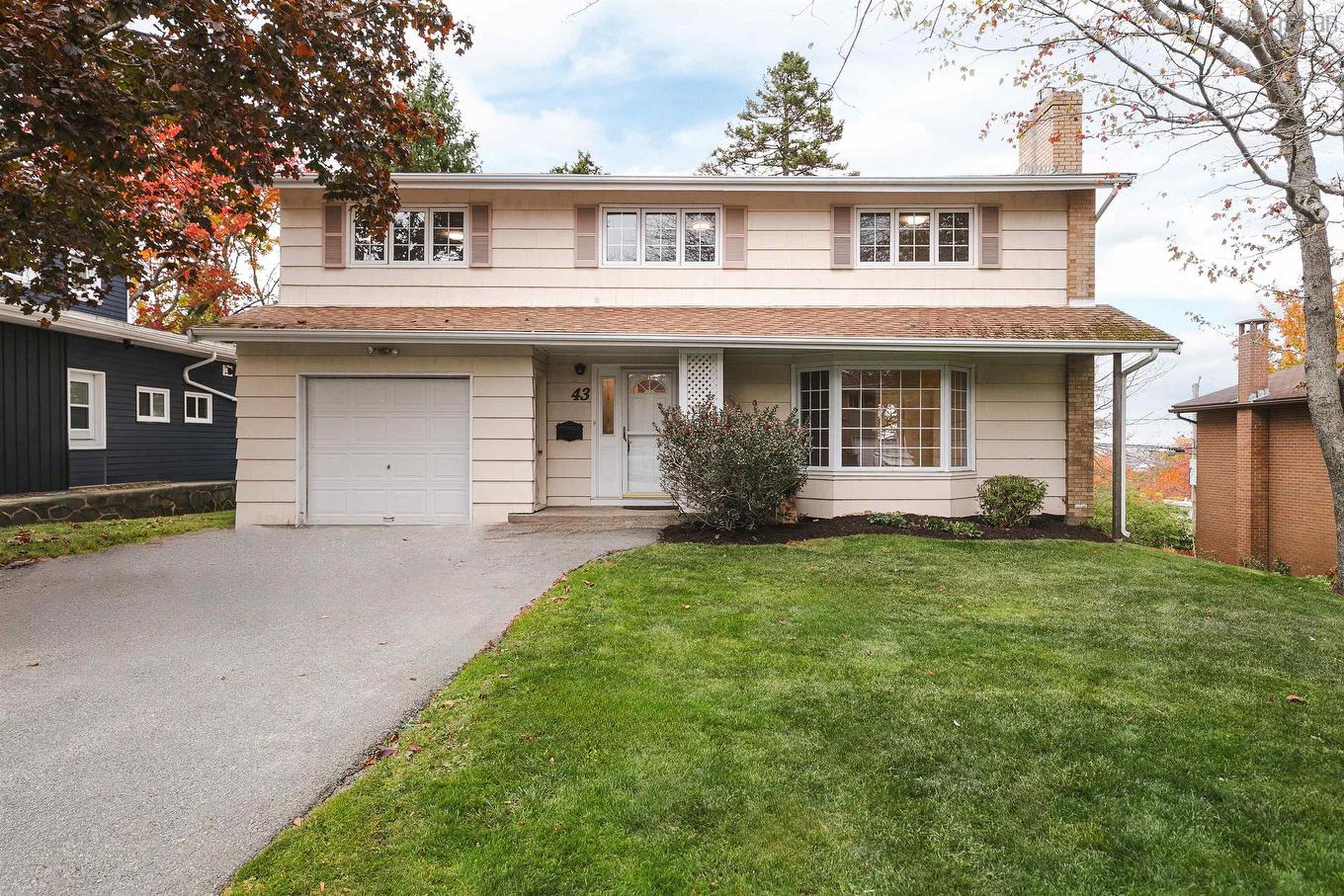 43 Deepwood Crescent, Halifax, NS