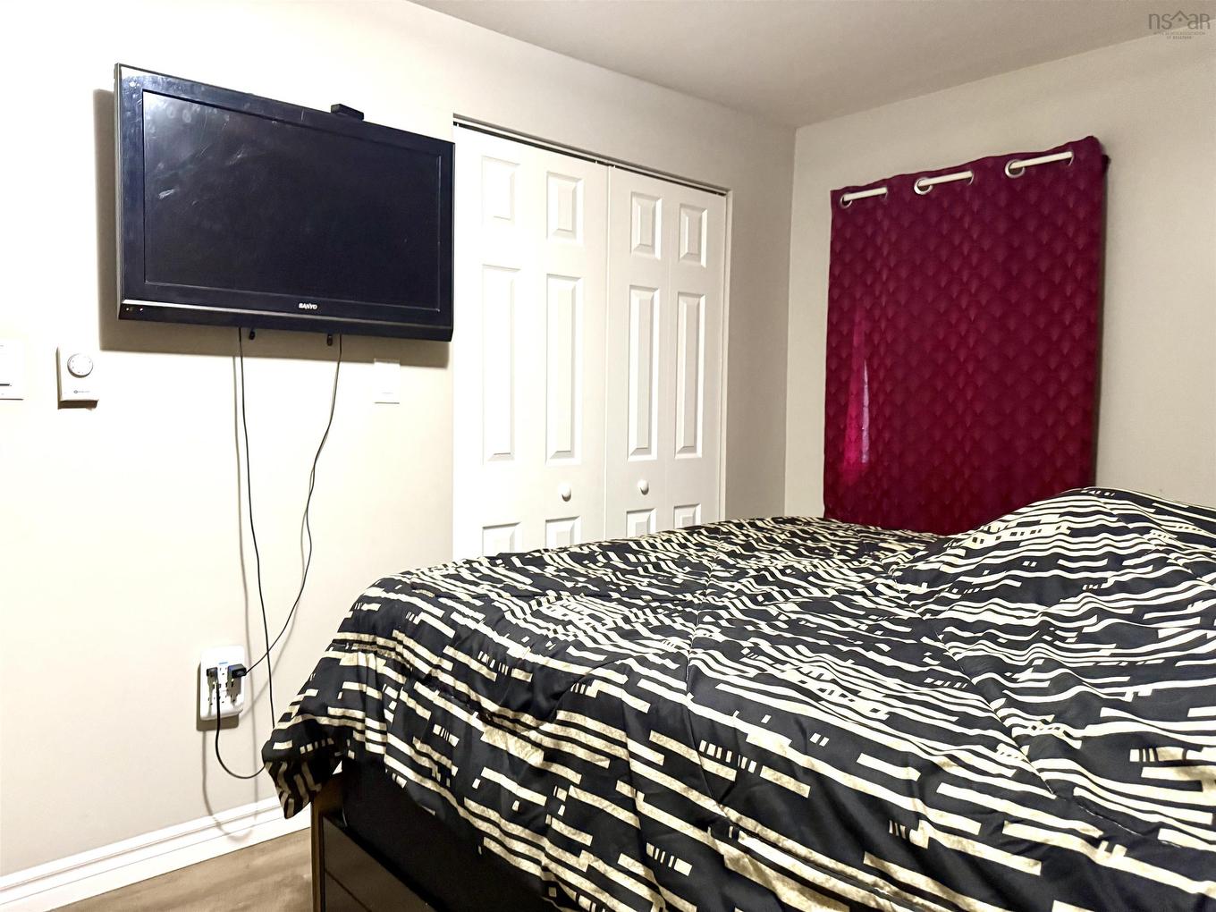 128 Main Street, Springhill, NS