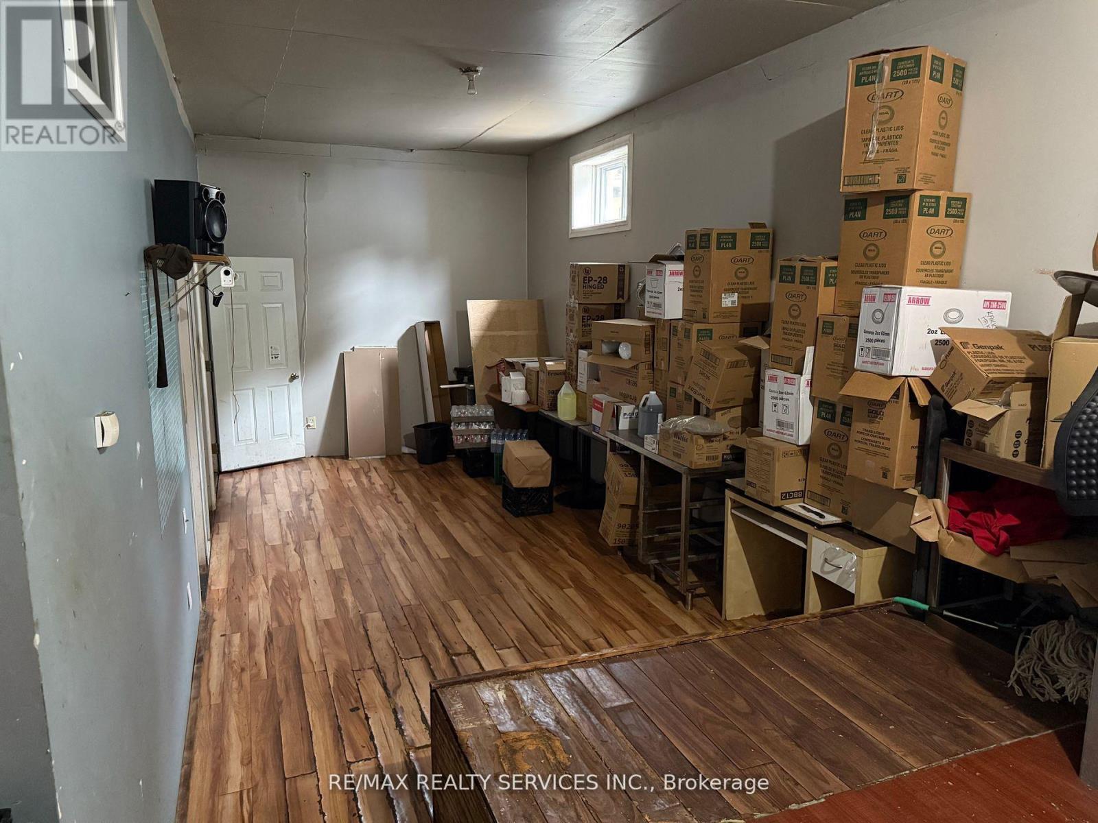 354 Main Street W, Hamilton, ON