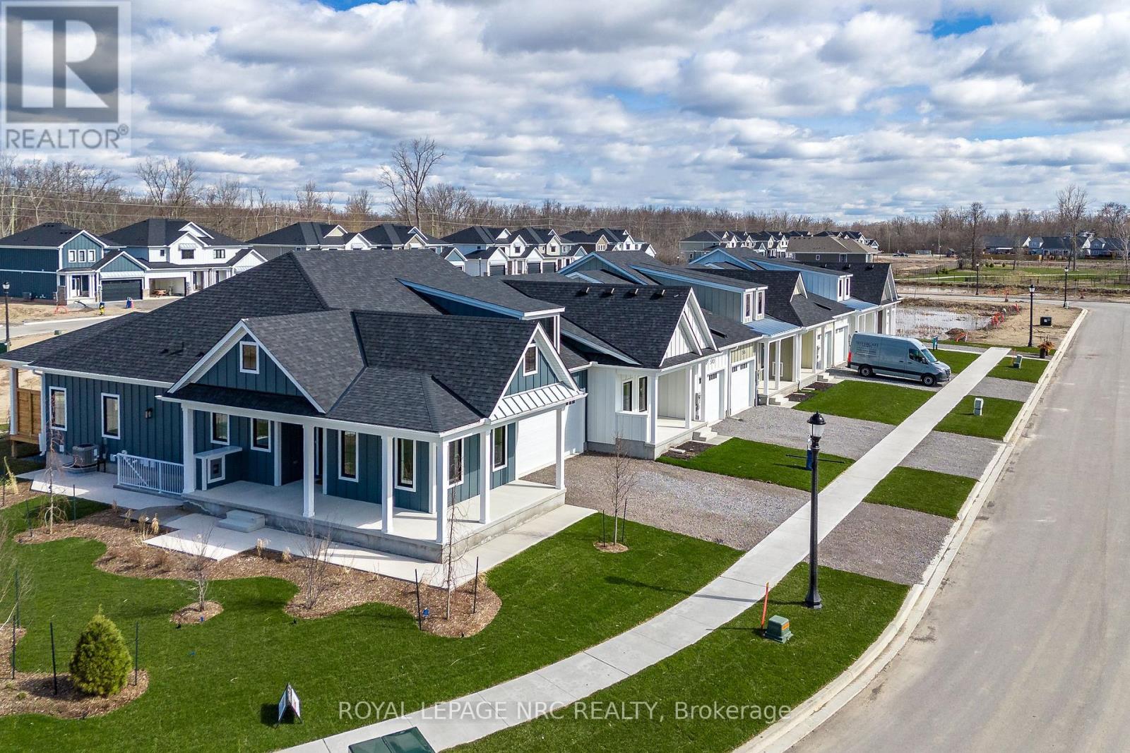 70D - 582 Seneca Drive, Fort Erie (Lakeshore), ON - Outdoor With Deck Patio Veranda