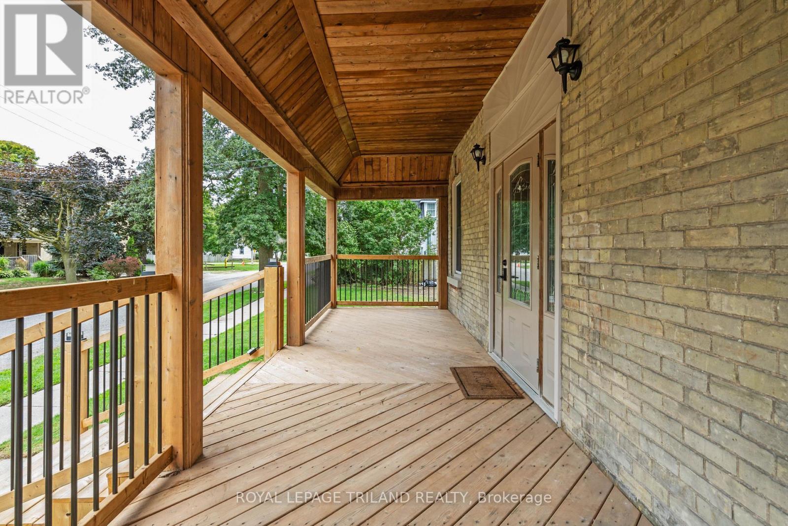 191 Catherine Street, North Middlesex (Parkhill), ON - Outdoor With Deck Patio Veranda With Exterior