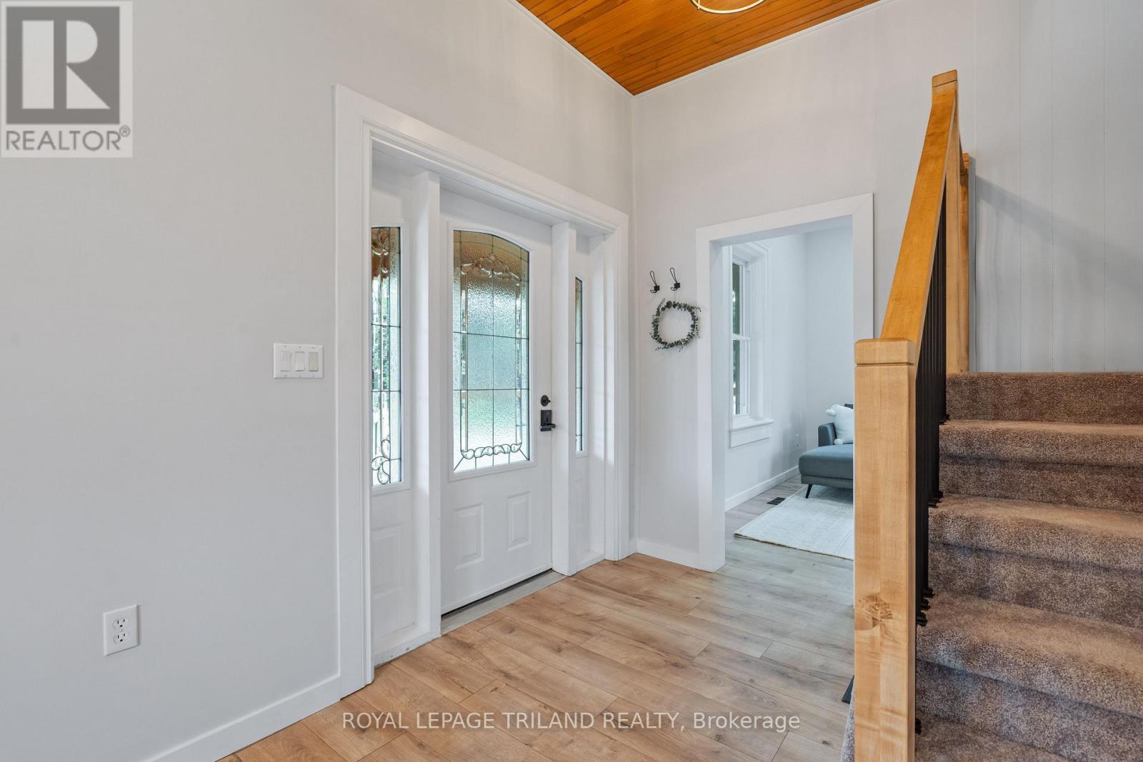 191 Catherine Street, North Middlesex (Parkhill), ON - Indoor Photo Showing Other Room