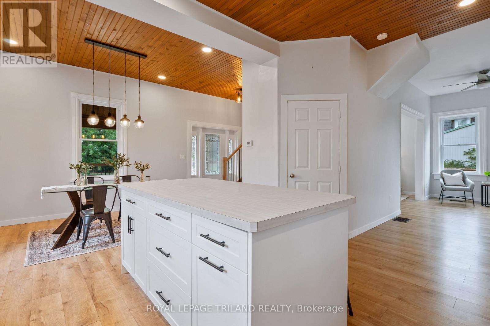 191 Catherine Street, North Middlesex (Parkhill), ON - Indoor