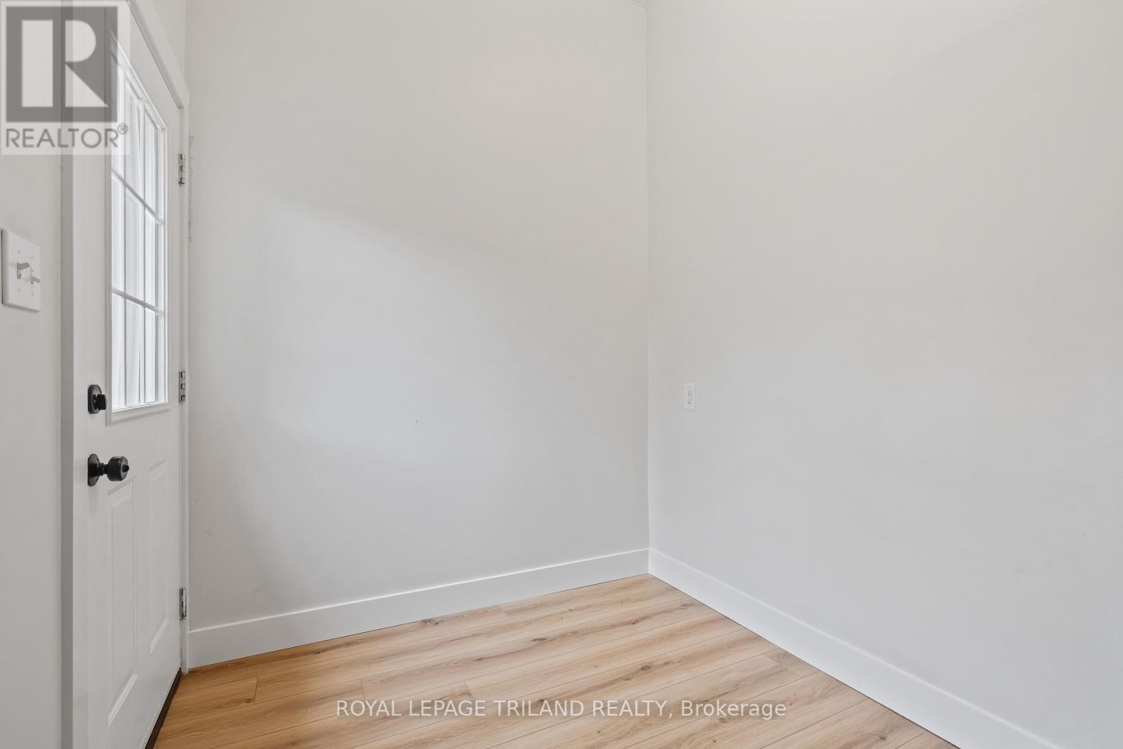 191 Catherine Street, North Middlesex (Parkhill), ON - Indoor Photo Showing Other Room