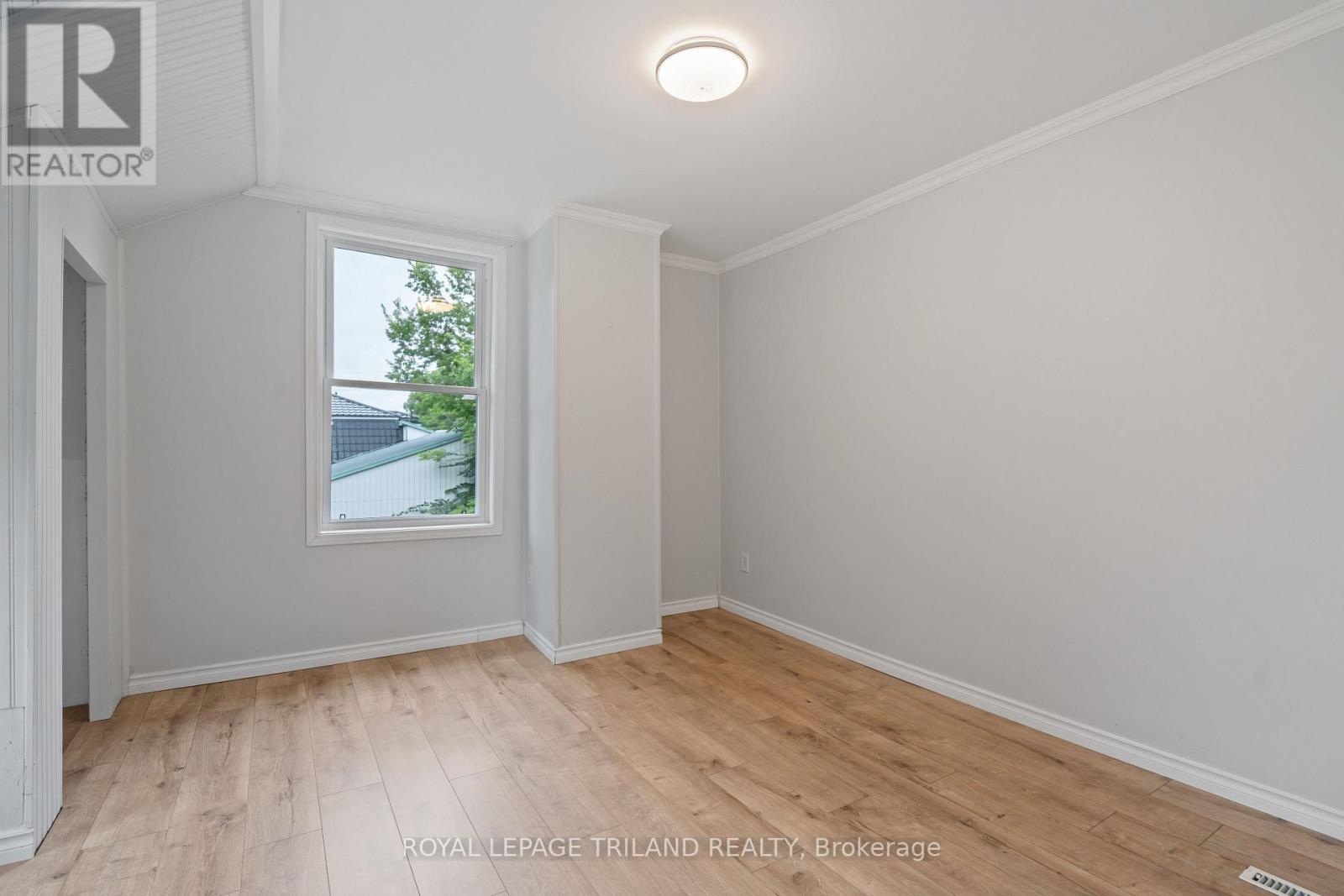 191 Catherine Street, North Middlesex (Parkhill), ON - Indoor Photo Showing Other Room