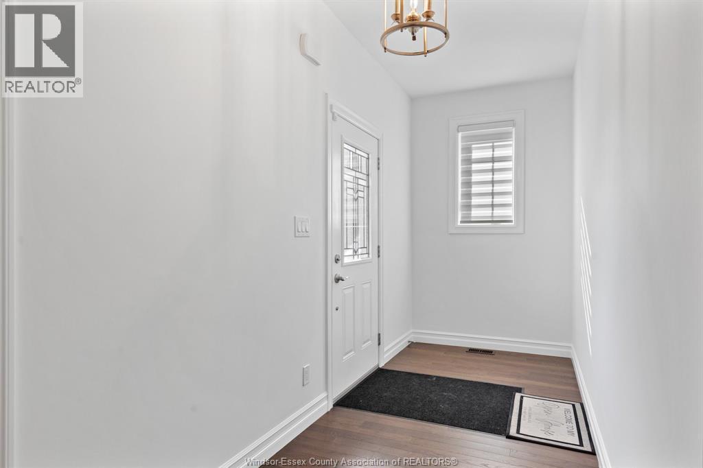 69 Red Oak Crescent, Amherstburg, ON - Indoor Photo Showing Other Room