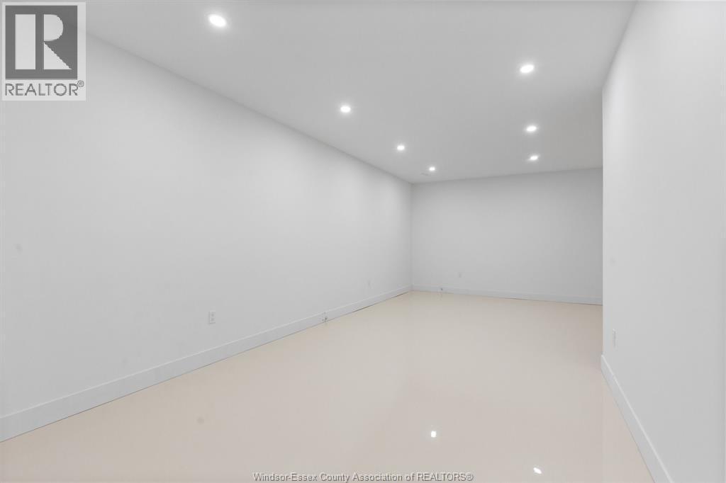 69 Red Oak Crescent, Amherstburg, ON - Indoor