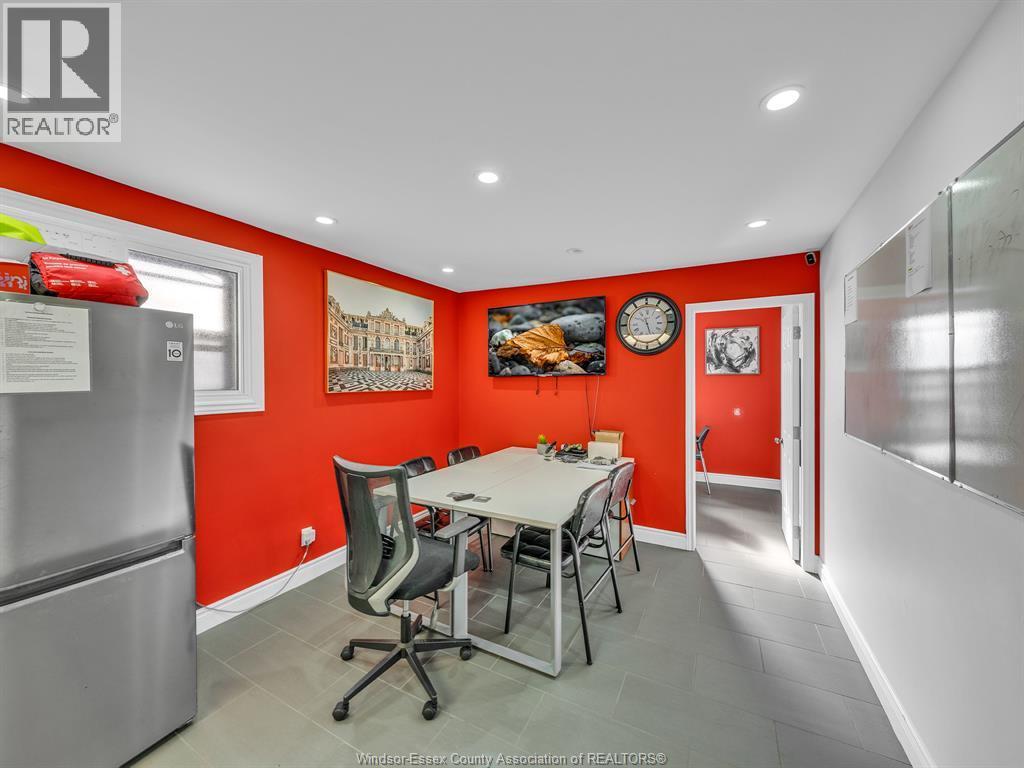 1145 Erie, Windsor, ON