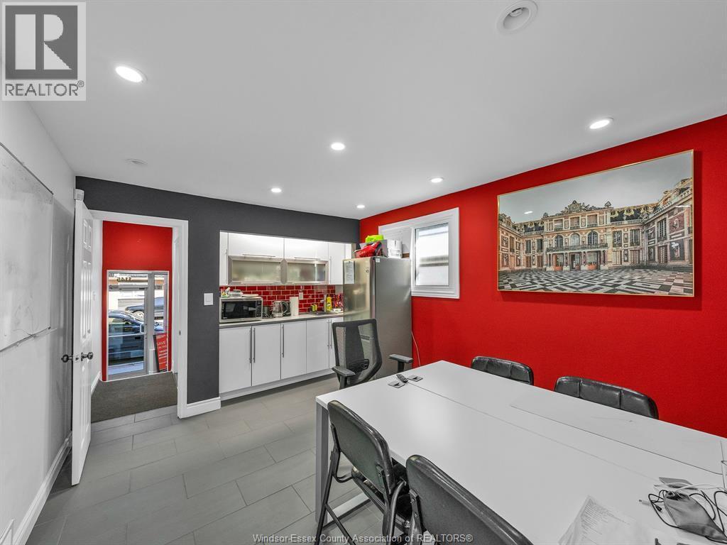 1145 Erie, Windsor, ON