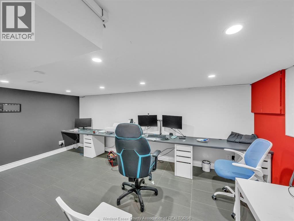 1145 Erie, Windsor, ON