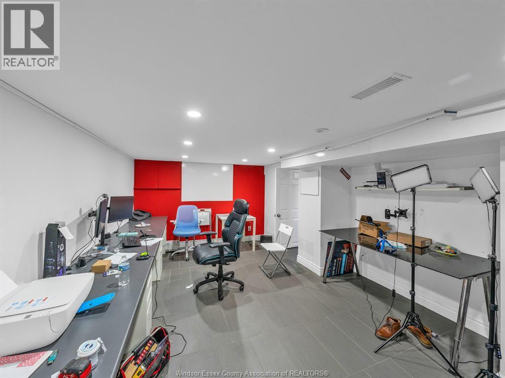 1145 Erie, Windsor, ON