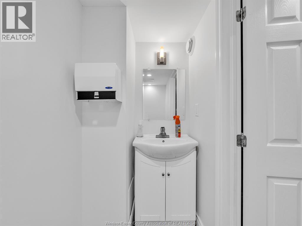 1145 Erie, Windsor, ON