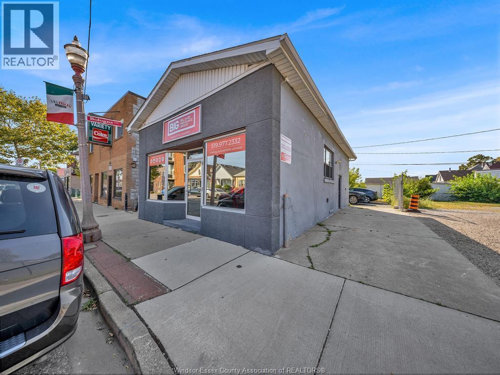 1145 Erie, Windsor, ON