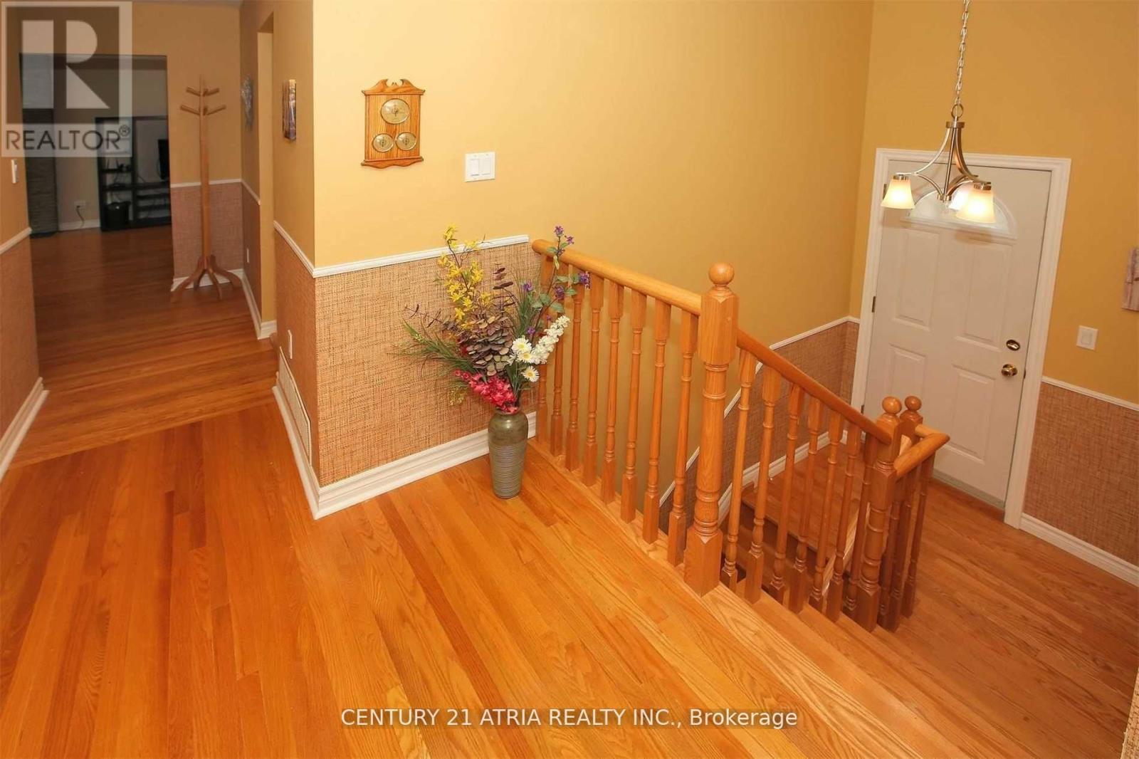 16 Brightbay Crescent, Markham, ON - Indoor Photo Showing Other Room