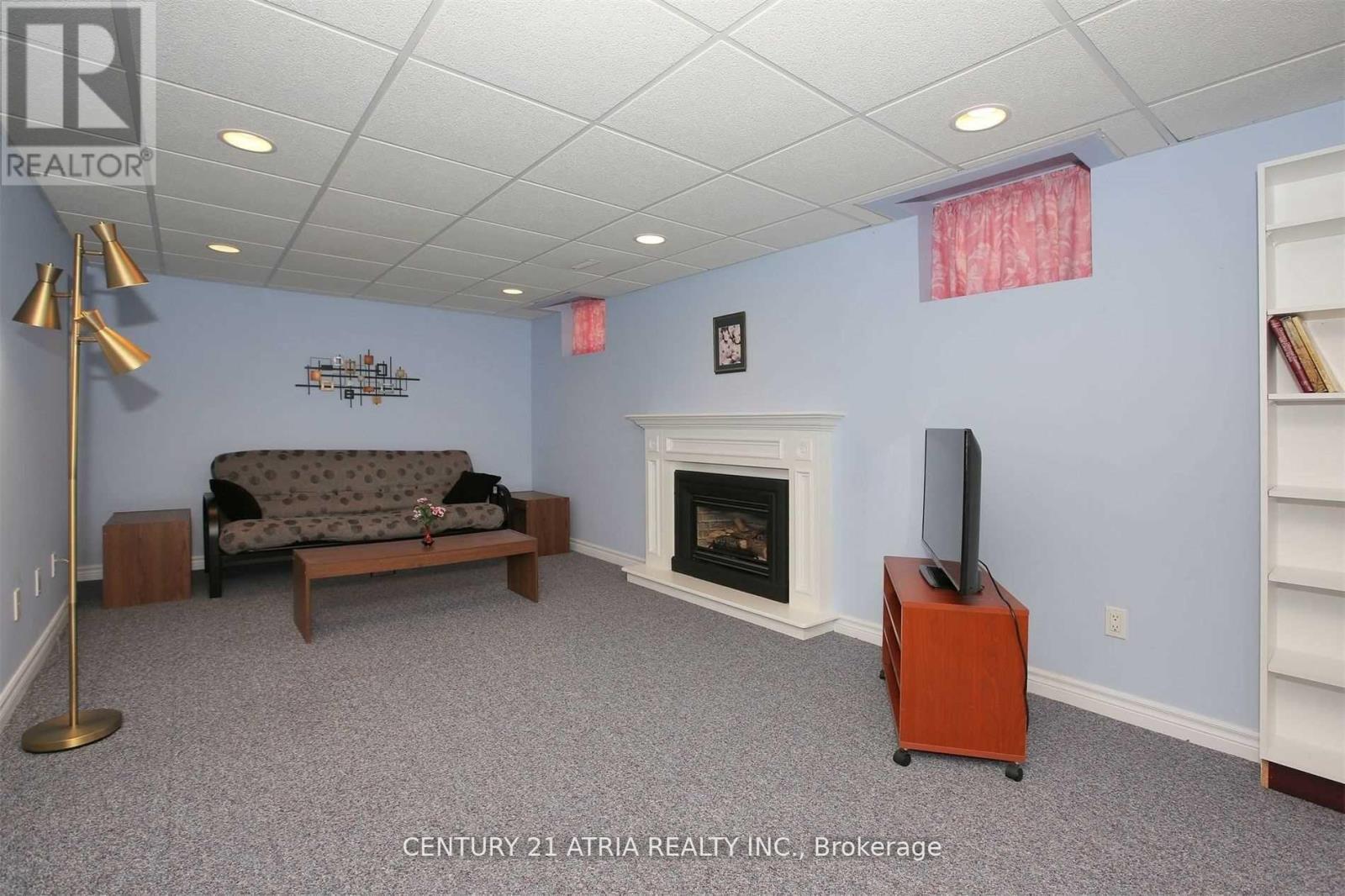 16 Brightbay Crescent, Markham, ON - Indoor