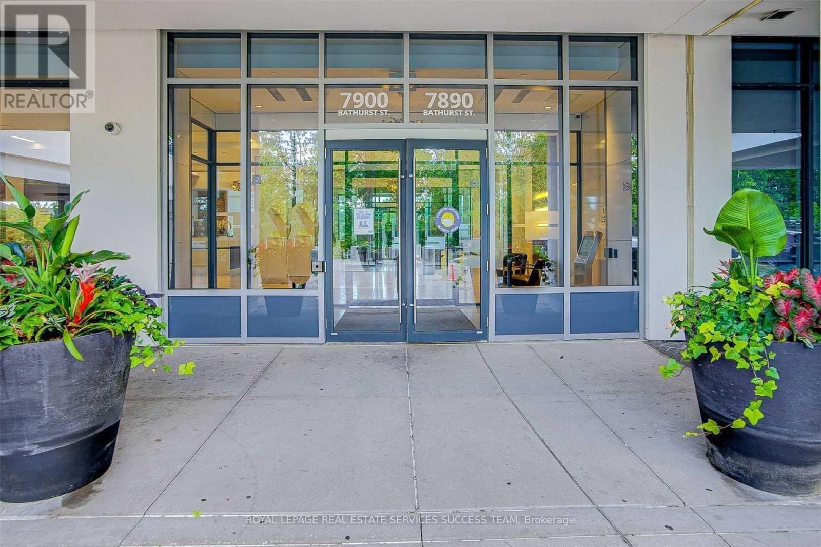 2002 - 7890 Bathurst Street, Vaughan, ON -