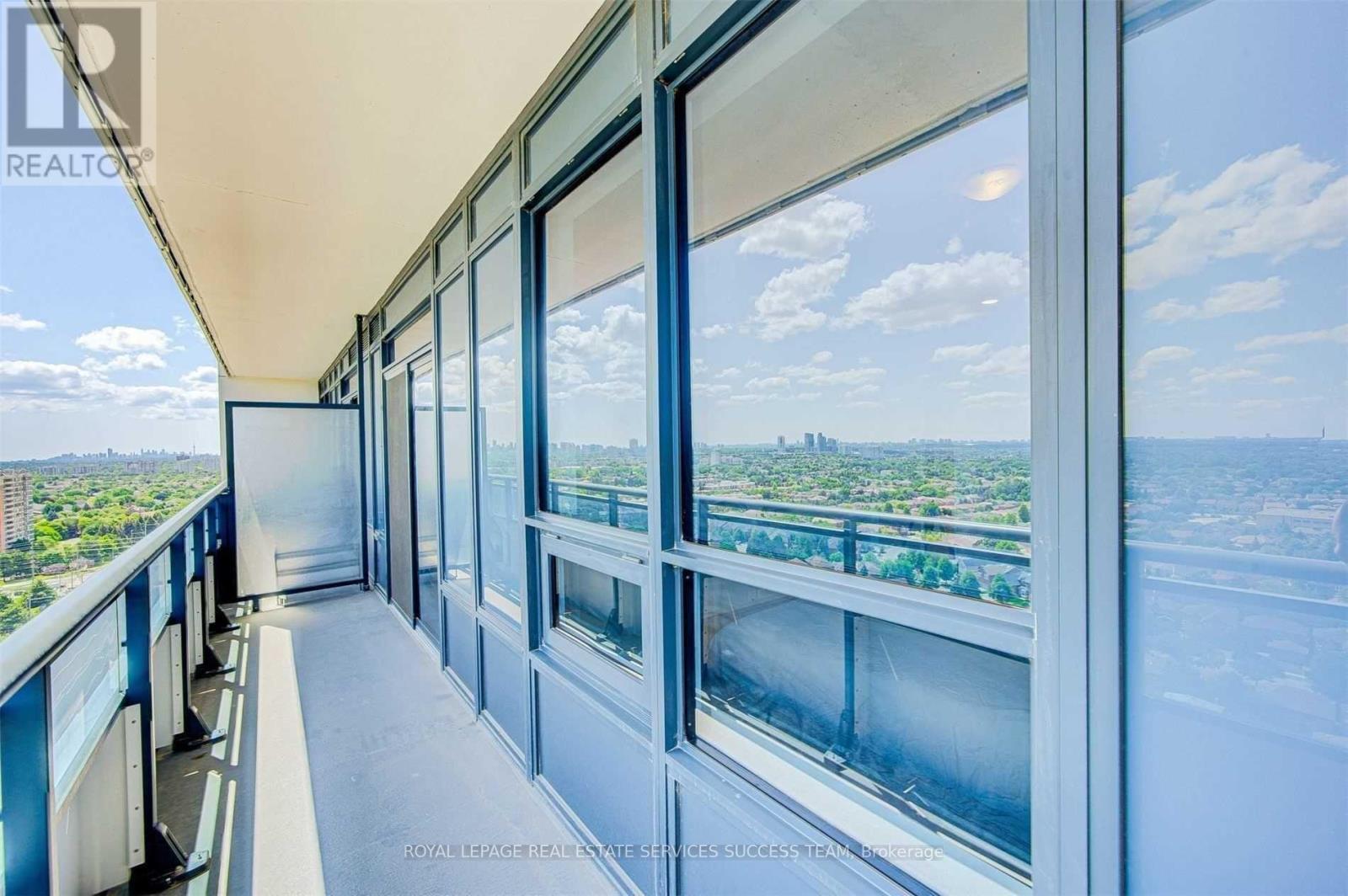 2002 - 7890 Bathurst Street, Vaughan, ON - Outdoor With Balcony With View With Exterior