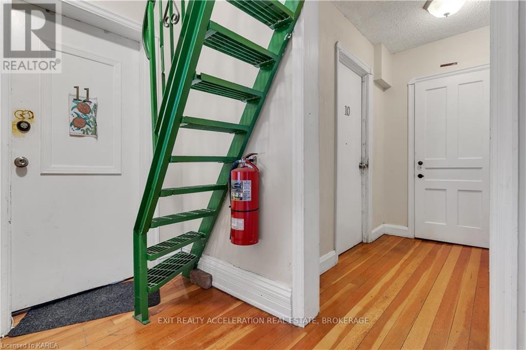 231 Dundas Street W, Greater Napanee (Greater Napanee), ON - Indoor Photo Showing Other Room