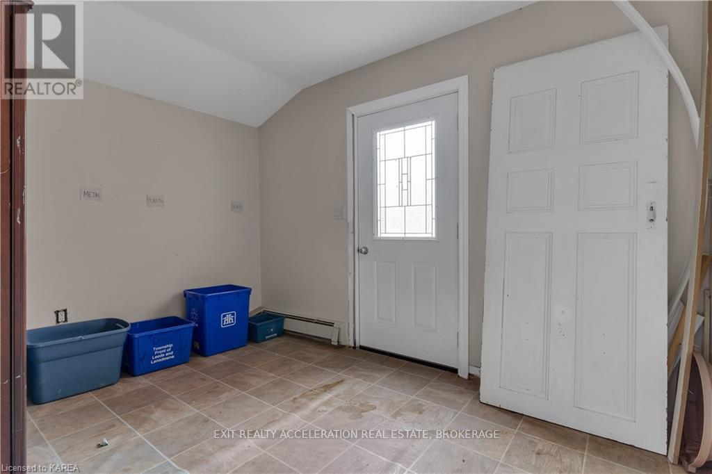 231 Dundas Street W, Greater Napanee (Greater Napanee), ON - Indoor Photo Showing Other Room