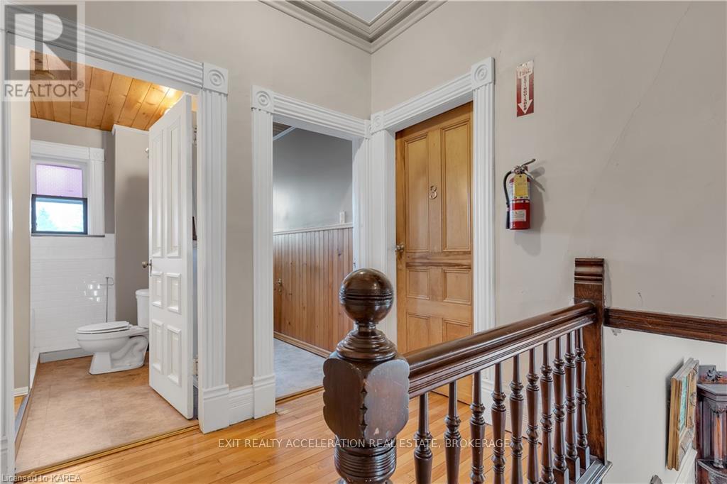 231 Dundas Street W, Greater Napanee (Greater Napanee), ON - Indoor Photo Showing Other Room