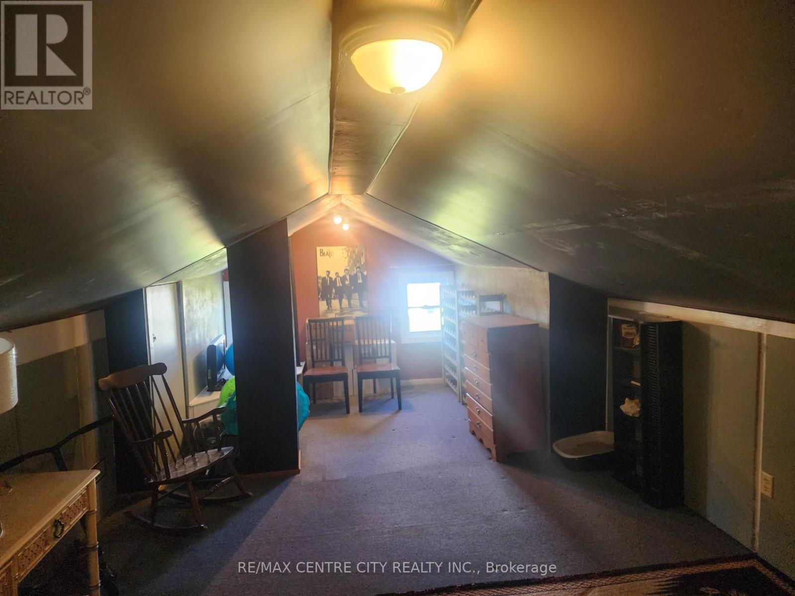 33168 Back Street, Dutton/Dunwich (Iona), ON - Indoor