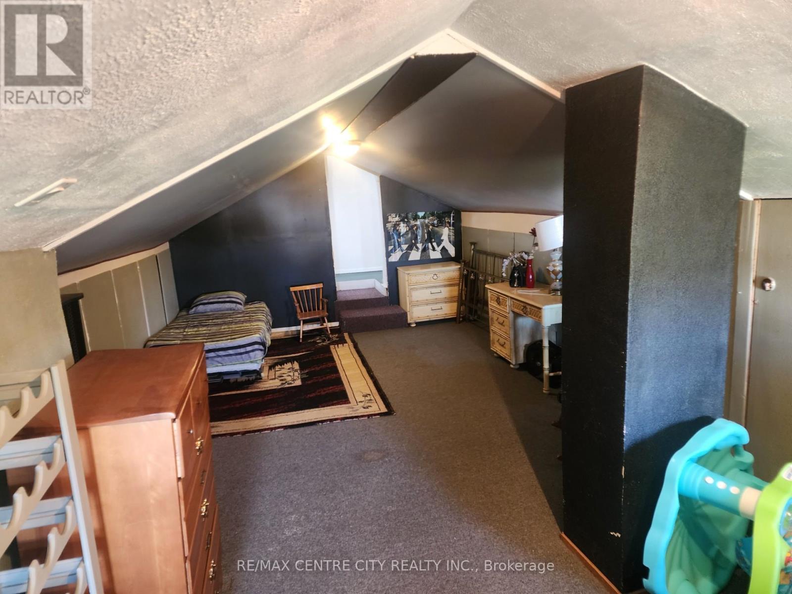 33168 Back Street, Dutton/Dunwich (Iona), ON - Indoor