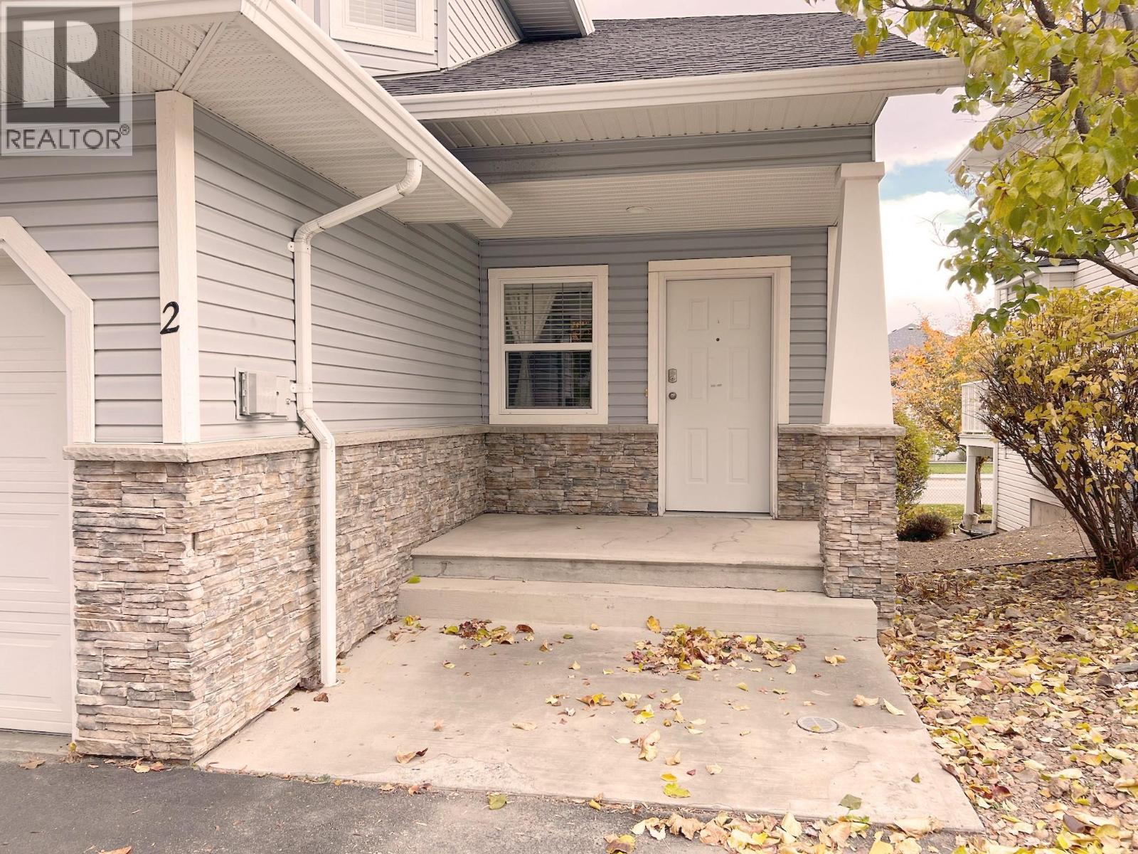 1945 Grasslands Boulevard Unit# 2, Kamloops, BC - Outdoor